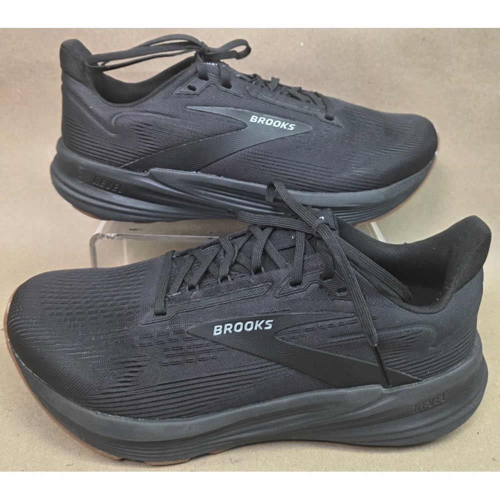 Brooks (Sz 11) Revel 8 Mens Shoes black athletic running sneakers